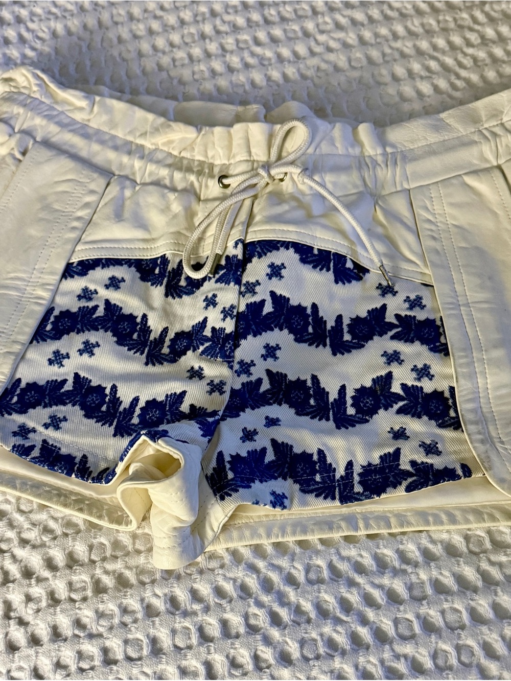 Rehecca minkoff White soft leather Drawstring Shorts